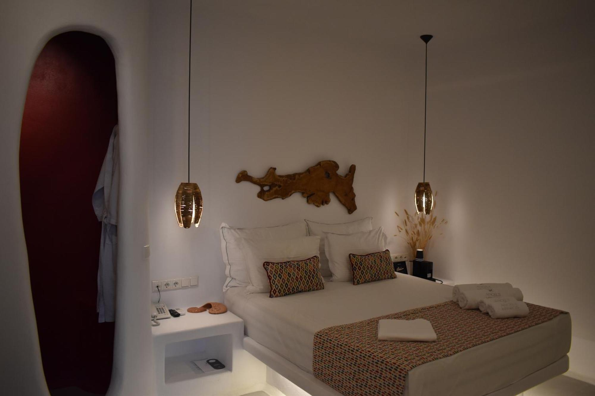Angels Pillow Luxury Boutique Residence - Adults Only Náousa Exterior photo